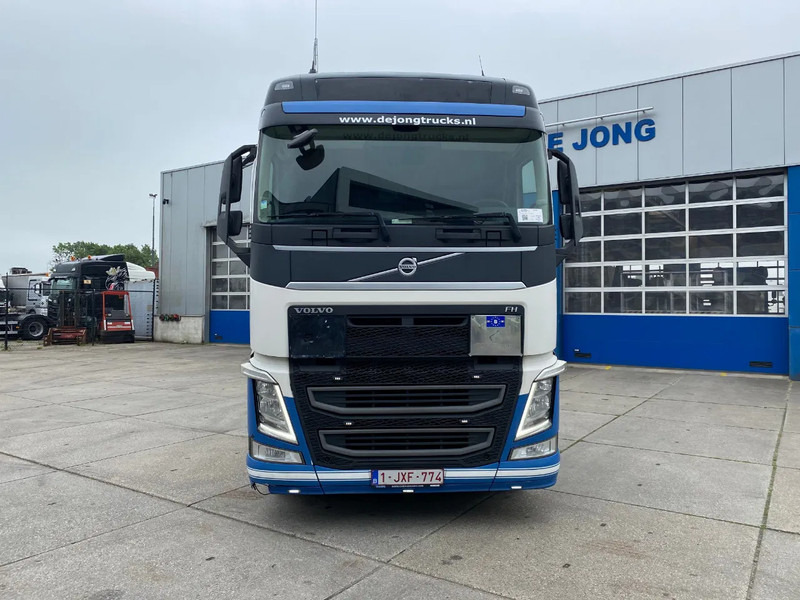 Volvo FH 13.420 Globetrotter / ADR / Stand Airco - شاحنة جرار: صور 2 Volvo FH 13.420 Globetrotter / ADR / Stand Airco - شاحنة جرار: صور 2