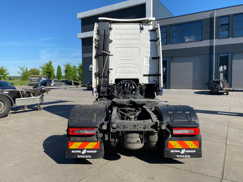 Volvo FH 13.500 Globetrotter XL / I-Park Cool / 2x Tank / Euro 6D - شاحنة جرار: صور 5 Volvo FH 13.500 Globetrotter XL / I-Park Cool / 2x Tank / Euro 6D - شاحنة جرار: صور 5