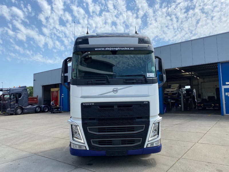 Volvo FH 13.500 Globetrotter XL / I-parkCool / Alcoa / 2x Tank - شاحنة جرار: صور 2 Volvo FH 13.500 Globetrotter XL / I-parkCool / Alcoa / 2x Tank - شاحنة جرار: صور 2