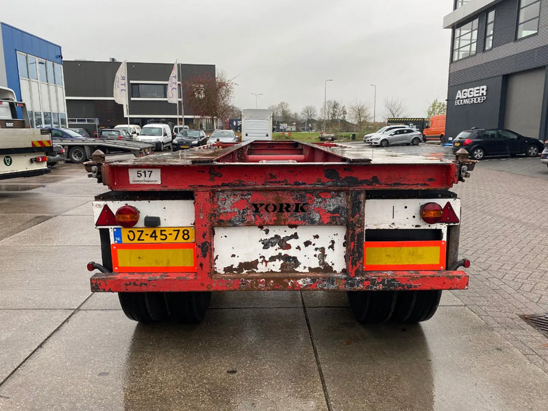 York 20 FT Chassis / Steel Suspension / Double Air - شاحنات الحاويات/ جسم علوي قابل للتغيير نصف مقطورة: صور 2 York 20 FT Chassis / Steel Suspension / Double Air - شاحنات الحاويات/ جسم علوي قابل للتغيير نصف مقطورة: صور 2