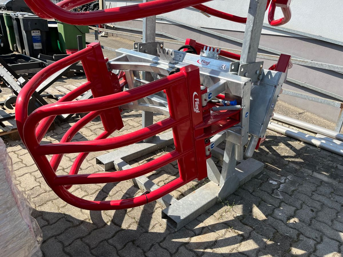 Fliegl Profi Combi - المشبك - الآلات والماكينات الزراعية: صور 1 Fliegl Profi Combi - المشبك - الآلات والماكينات الزراعية: صور 1