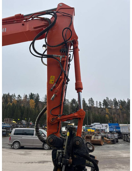 تأجير Hitachi ZX 145 W-6 Hitachi ZX 145 W-6: صور 17 تأجير Hitachi ZX 145 W-6 Hitachi ZX 145 W-6: صور 17