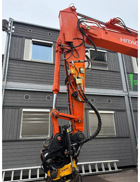 تأجير Hitachi ZX 145 W-6 Hitachi ZX 145 W-6: صور 13 تأجير Hitachi ZX 145 W-6 Hitachi ZX 145 W-6: صور 13