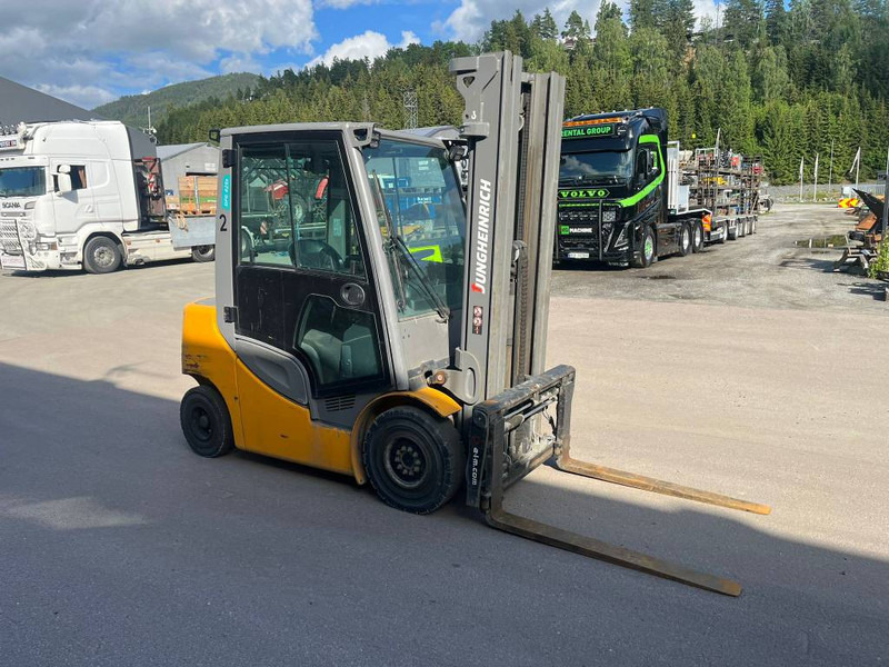 Jungheinrich DFG 425 S - رافعة شوكية ديزل: صور 2 Jungheinrich DFG 425 S - رافعة شوكية ديزل: صور 2