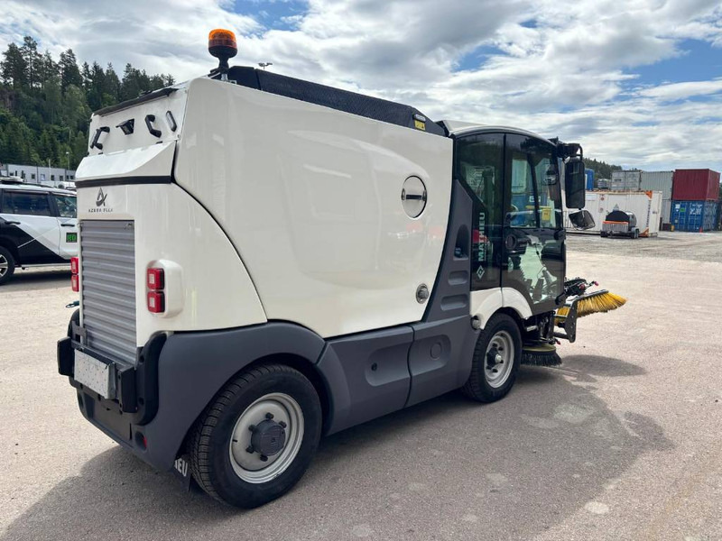 Mathieu MC-210 Azura Flex Street Sweeper - سياره كنس شوارع: صور 3 Mathieu MC-210 Azura Flex Street Sweeper - سياره كنس شوارع: صور 3