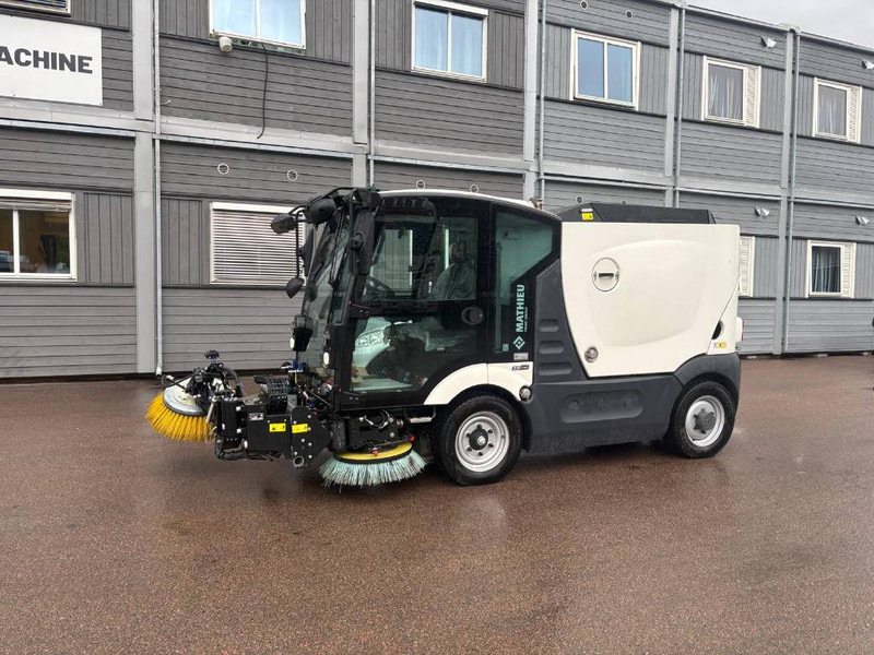 Mathieu MS-210 Azura Flex Street Sweeper - سياره كنس شوارع: صور 1 Mathieu MS-210 Azura Flex Street Sweeper - سياره كنس شوارع: صور 1
