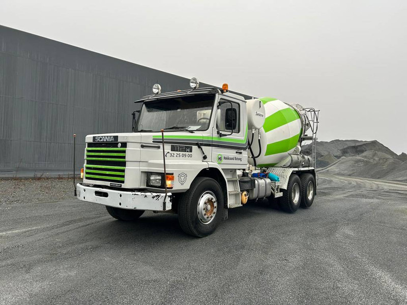 Scania T112 H 6X2 - شاحنة خلاطة خرسانة: صور 1 Scania T112 H 6X2 - شاحنة خلاطة خرسانة: صور 1