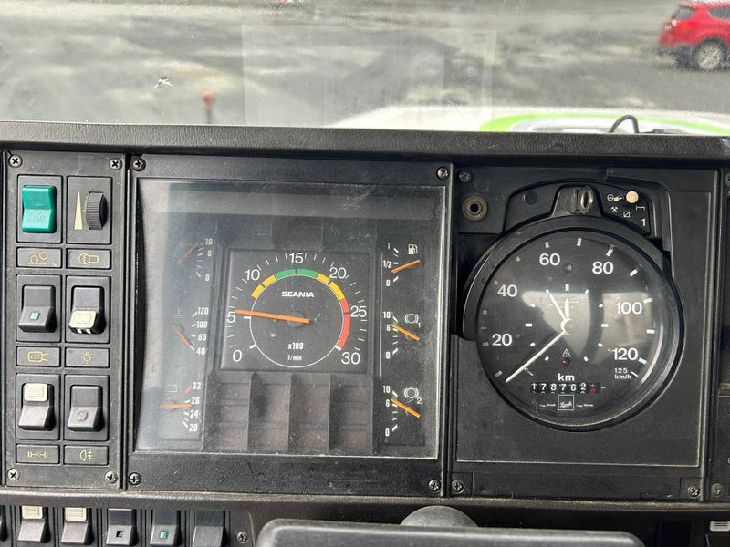 Scania T112 H 6X2 - شاحنة خلاطة خرسانة: صور 5 Scania T112 H 6X2 - شاحنة خلاطة خرسانة: صور 5