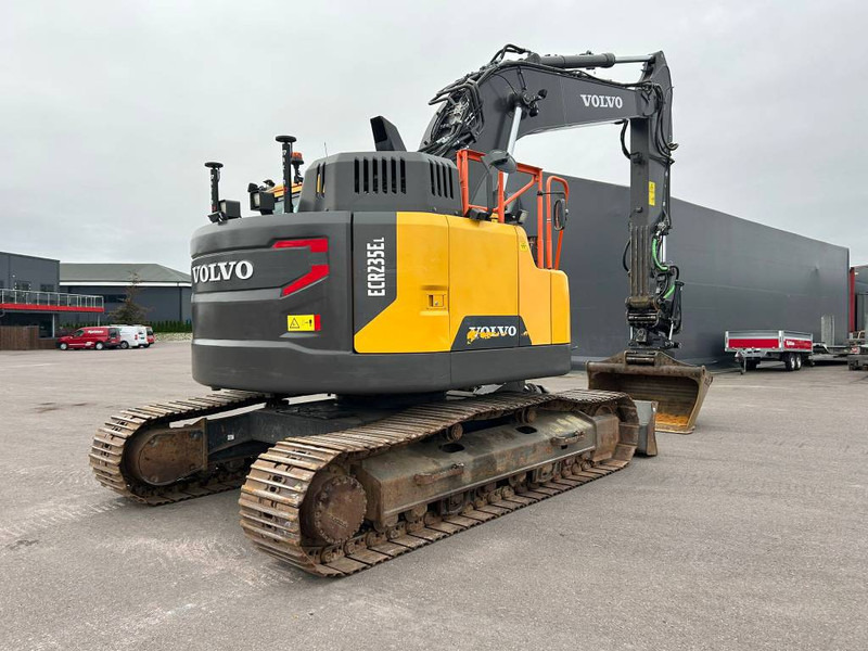 Volvo ECR 235 EL - حفارات زحافة: صور 3 Volvo ECR 235 EL - حفارات زحافة: صور 3
