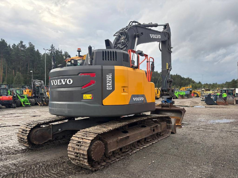 Volvo ECR 235EL - حفارات زحافة: صور 3 Volvo ECR 235EL - حفارات زحافة: صور 3
