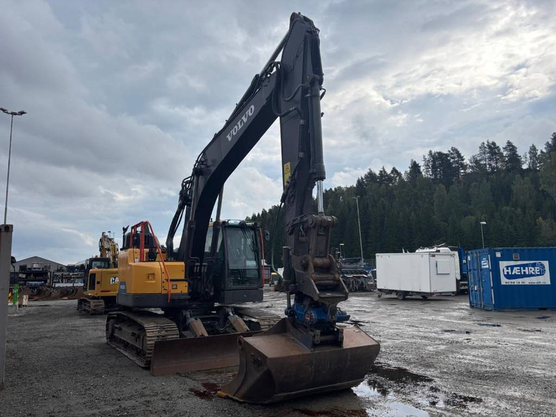 Volvo ECR 235EL - حفارات زحافة: صور 2 Volvo ECR 235EL - حفارات زحافة: صور 2