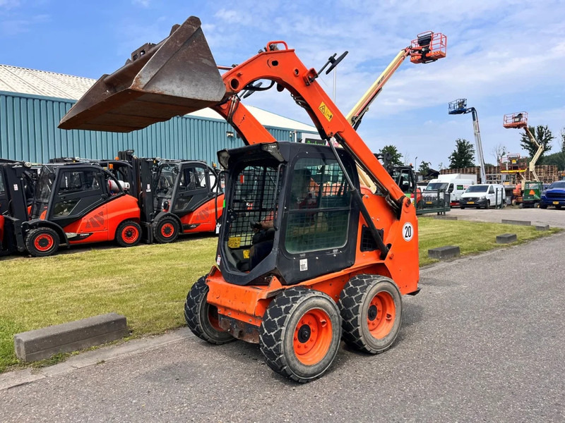 Bobcat S450 - شيول صغير: صور 4 Bobcat S450 - شيول صغير: صور 4