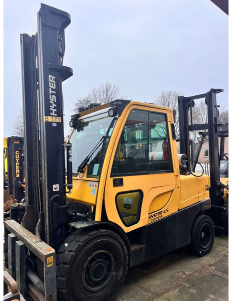 Hyster H4.5FT6 - رافعة شوكية تعمل بالغاز: صور 1 Hyster H4.5FT6 - رافعة شوكية تعمل بالغاز: صور 1