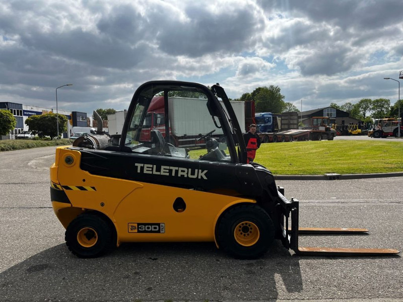 JCB TLT30 - رافعة تلسكوبية: صور 2 JCB TLT30 - رافعة تلسكوبية: صور 2