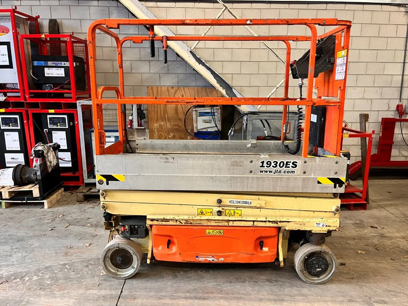 JLG 1930ES - رافعات مقصية: صور 1 JLG 1930ES - رافعات مقصية: صور 1