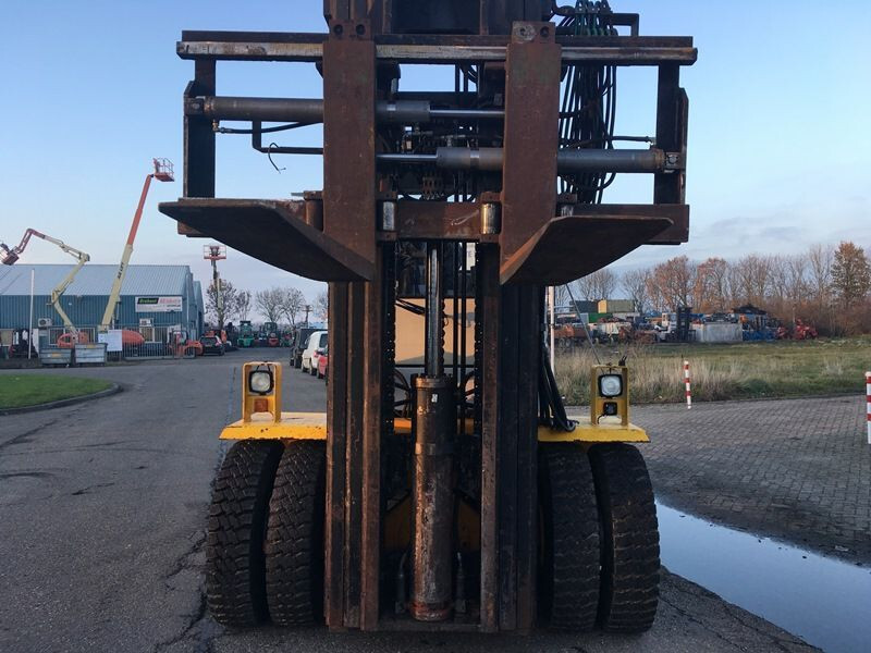 Kalmar DC15-1200 - رافعة شوكية ديزل: صور 5 Kalmar DC15-1200 - رافعة شوكية ديزل: صور 5