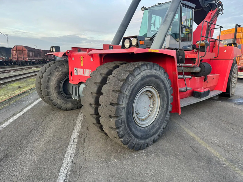 Kalmar DRF450-65S5 - رافعات حاويات: صور 4 Kalmar DRF450-65S5 - رافعات حاويات: صور 4