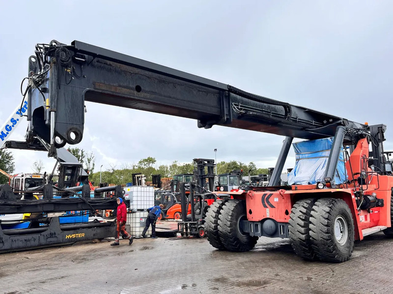 Kalmar For Parts Reach Stacker - رافعات حاويات: صور 4 Kalmar For Parts Reach Stacker - رافعات حاويات: صور 4