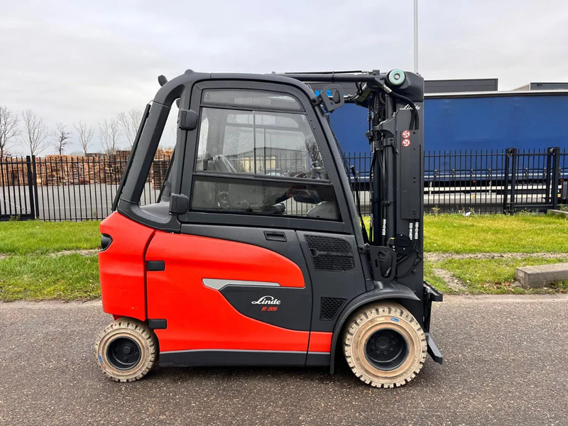 Linde E35HL-01 - رافعة شوكية كهربائية: صور 1 Linde E35HL-01 - رافعة شوكية كهربائية: صور 1