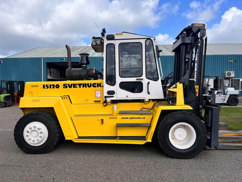 Svetruck 15-120 15TONS - رافعة شوكية ديزل: صور 1 Svetruck 15-120 15TONS - رافعة شوكية ديزل: صور 1