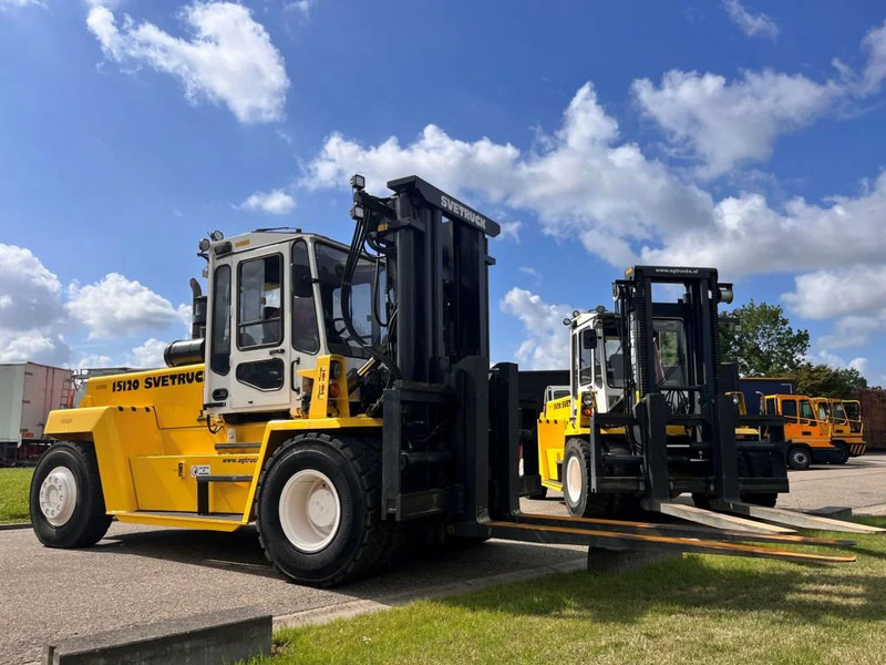 Svetruck 15-120 15TONS - رافعة شوكية ديزل: صور 3 Svetruck 15-120 15TONS - رافعة شوكية ديزل: صور 3