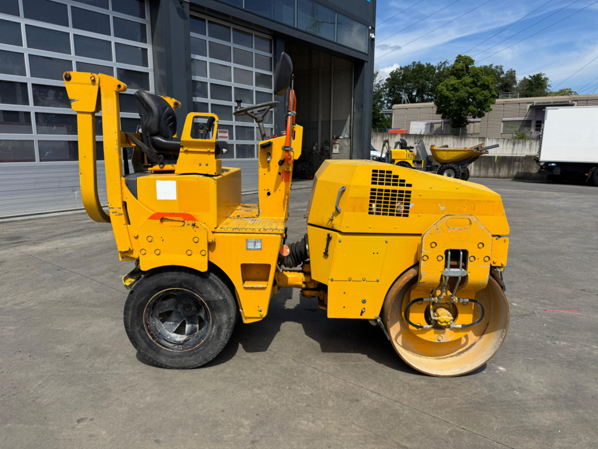 BOMAG BW135 - مدحلة الأسفلت: صور 3 BOMAG BW135 - مدحلة الأسفلت: صور 3