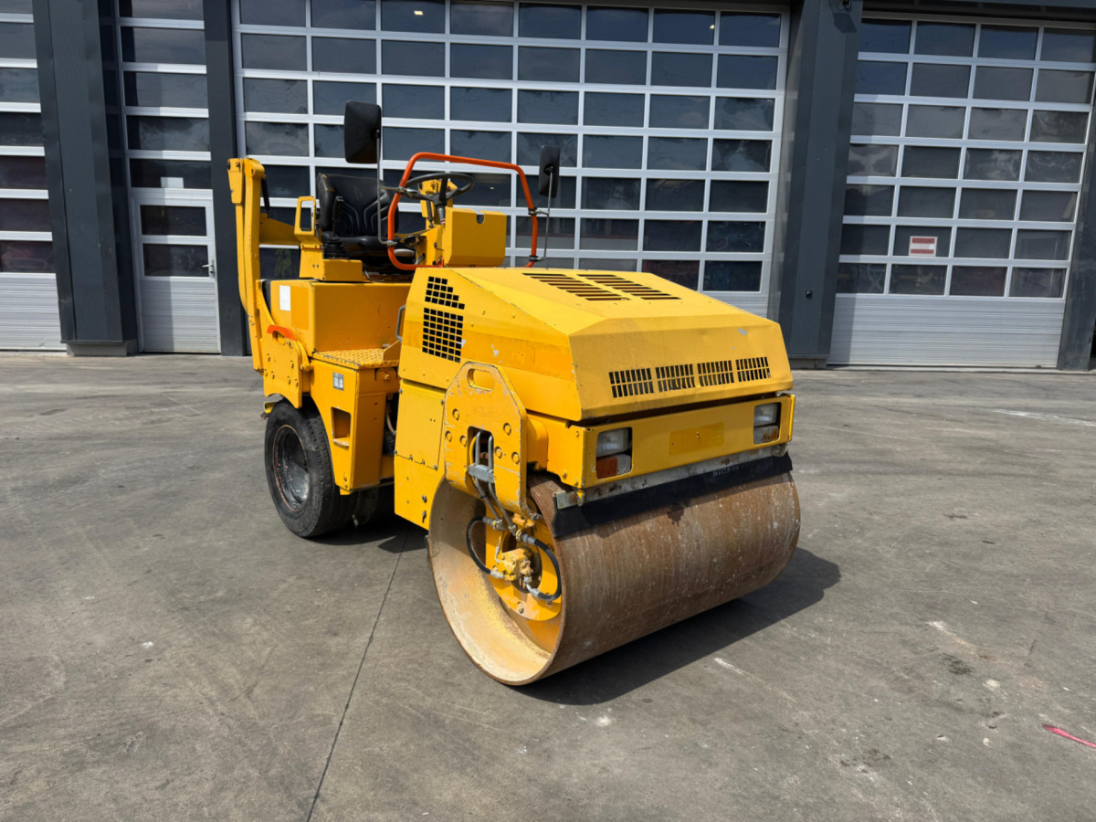 BOMAG BW135 - مدحلة الأسفلت: صور 2 BOMAG BW135 - مدحلة الأسفلت: صور 2