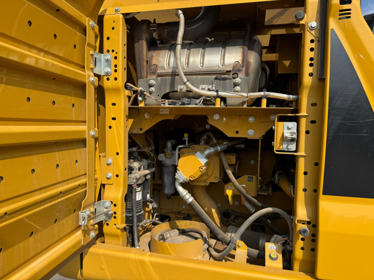 حفارات زحافة CATERPILLAR 323NG GPS 4x Schaufeln: صور 20