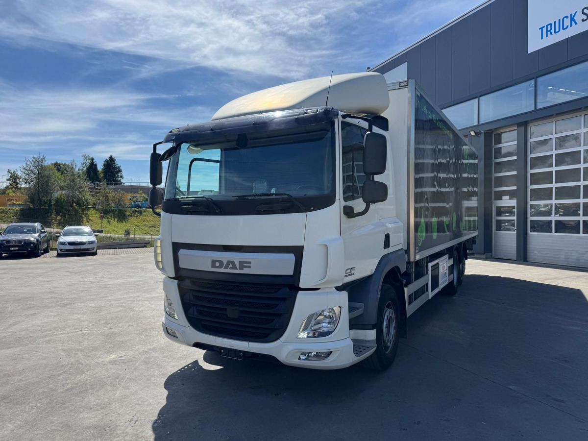 DAF CF370 6x2 Retarder Carrier 850 - مبردة شاحنة: صور 1 DAF CF370 6x2 Retarder Carrier 850 - مبردة شاحنة: صور 1