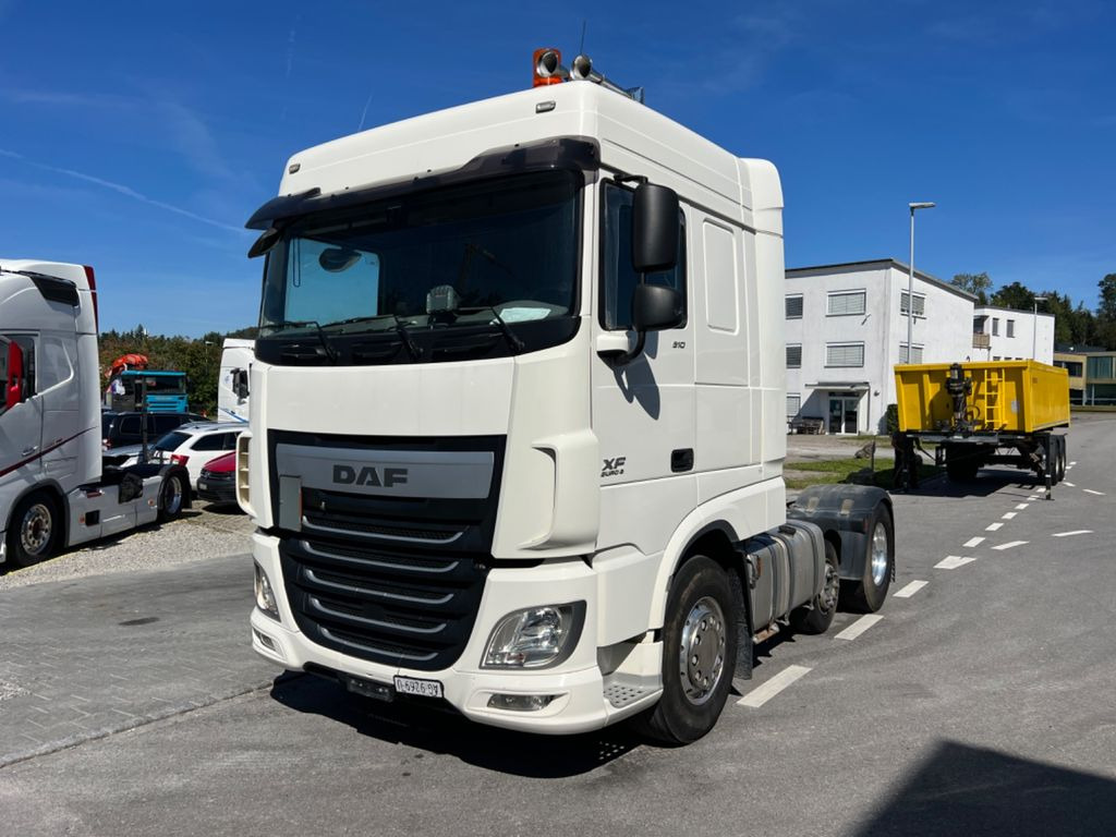 DAF XF510 6x2 - شاحنة جرار: صور 1 DAF XF510 6x2 - شاحنة جرار: صور 1