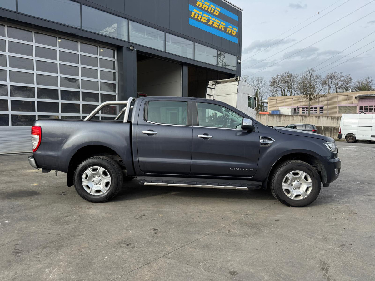 FORD Ranger 3.2 Diesel 4x4 - شاحنة البيك أب: صور 3 FORD Ranger 3.2 Diesel 4x4 - شاحنة البيك أب: صور 3