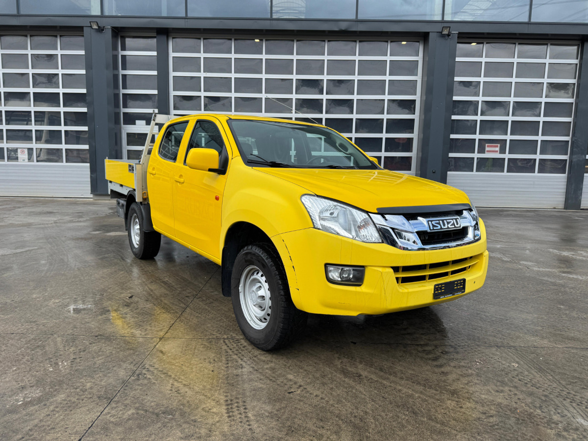 ISUZU ATF S86 2.5Diesel 4x4 - شاحنة البيك أب: صور 2 ISUZU ATF S86 2.5Diesel 4x4 - شاحنة البيك أب: صور 2
