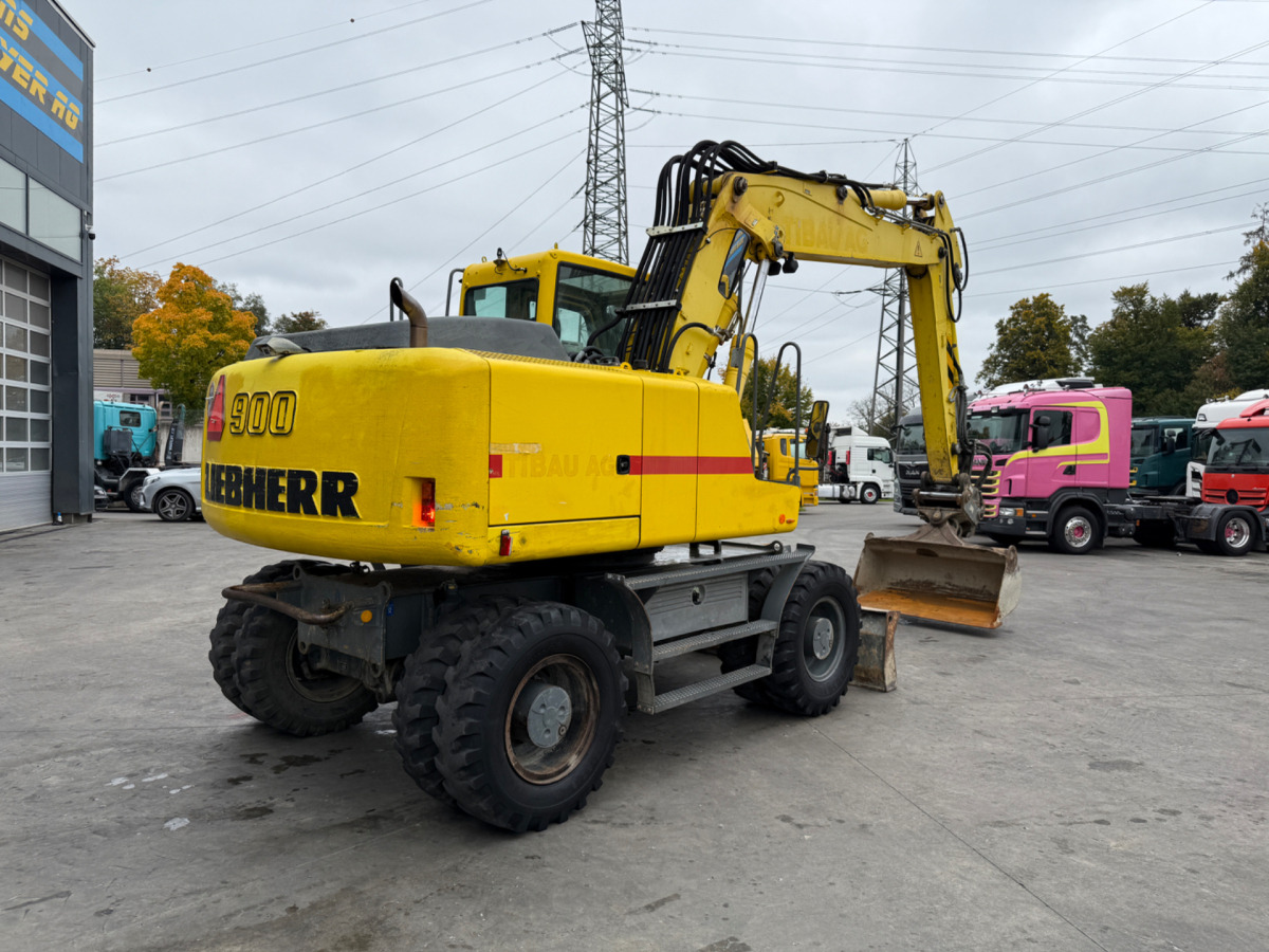 LIEBHERR 900 C 3xBuckets - حفارة على عجلات: صور 5 LIEBHERR 900 C 3xBuckets - حفارة على عجلات: صور 5