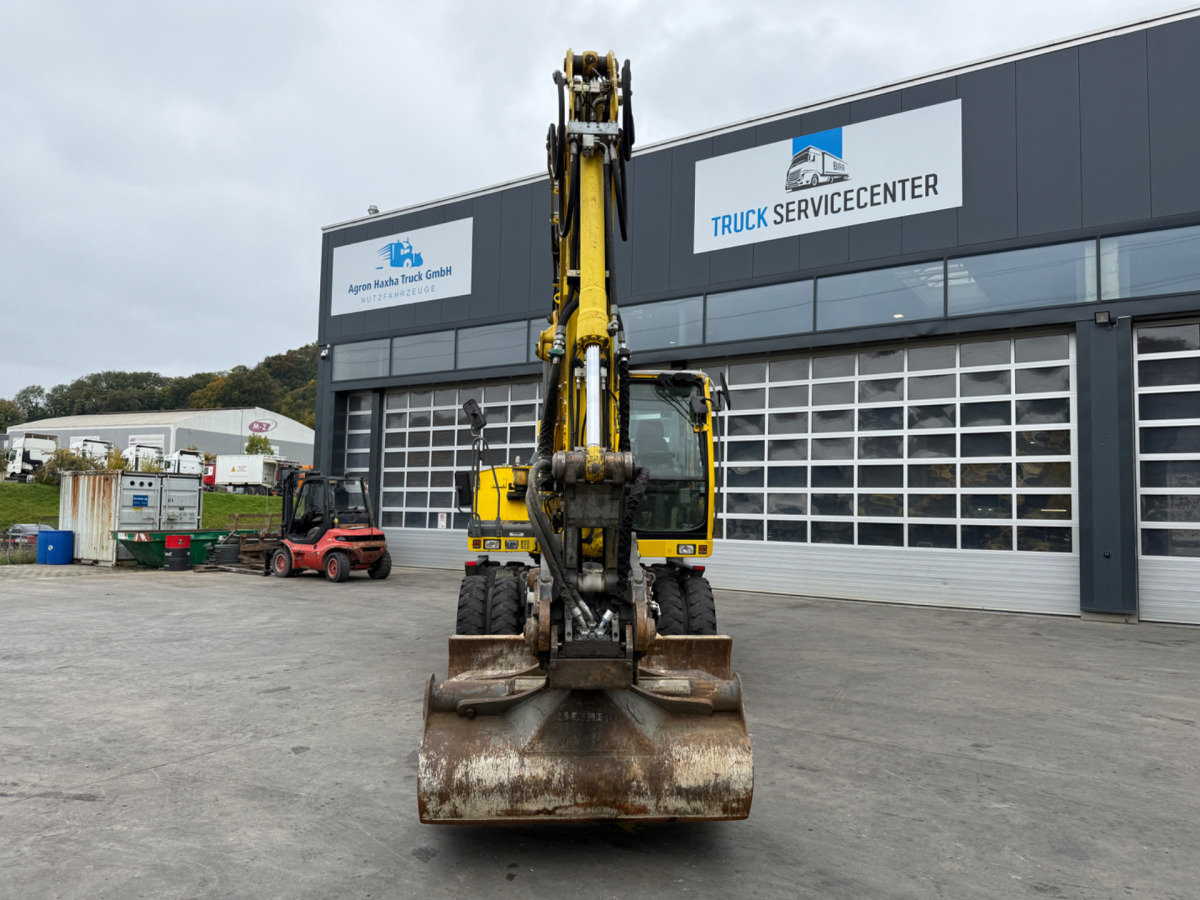LIEBHERR 900 C 3xBuckets - حفارة على عجلات: صور 2 LIEBHERR 900 C 3xBuckets - حفارة على عجلات: صور 2
