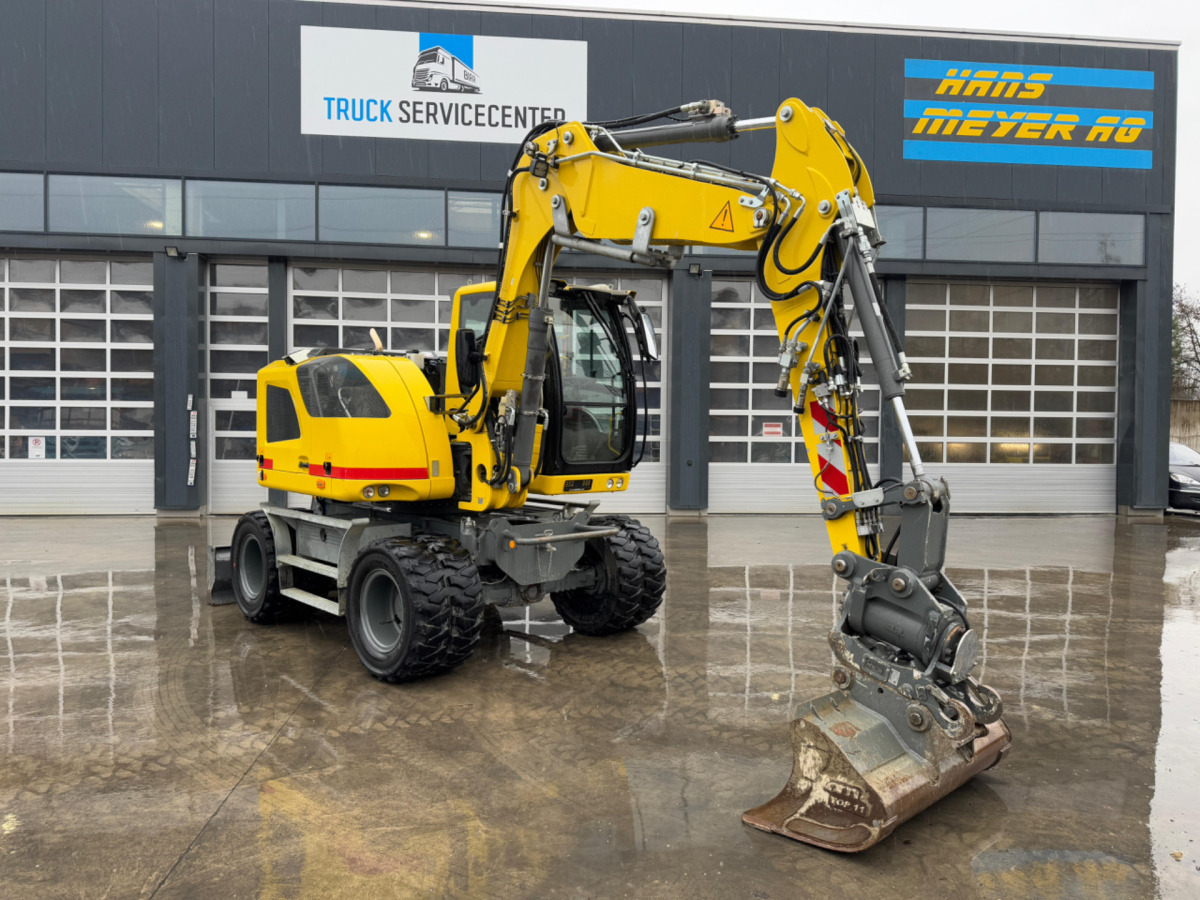 LIEBHERR 910 Compact Litronic Powertilt - حفارة على عجلات: صور 2 LIEBHERR 910 Compact Litronic Powertilt - حفارة على عجلات: صور 2
