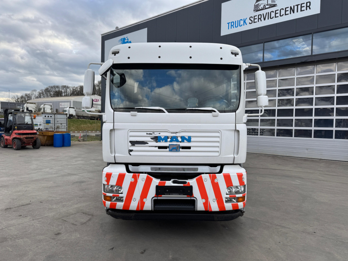 MAN TGA 26.440 6x2 PK16502-4 - شاحنة كرين: صور 3 MAN TGA 26.440 6x2 PK16502-4 - شاحنة كرين: صور 3