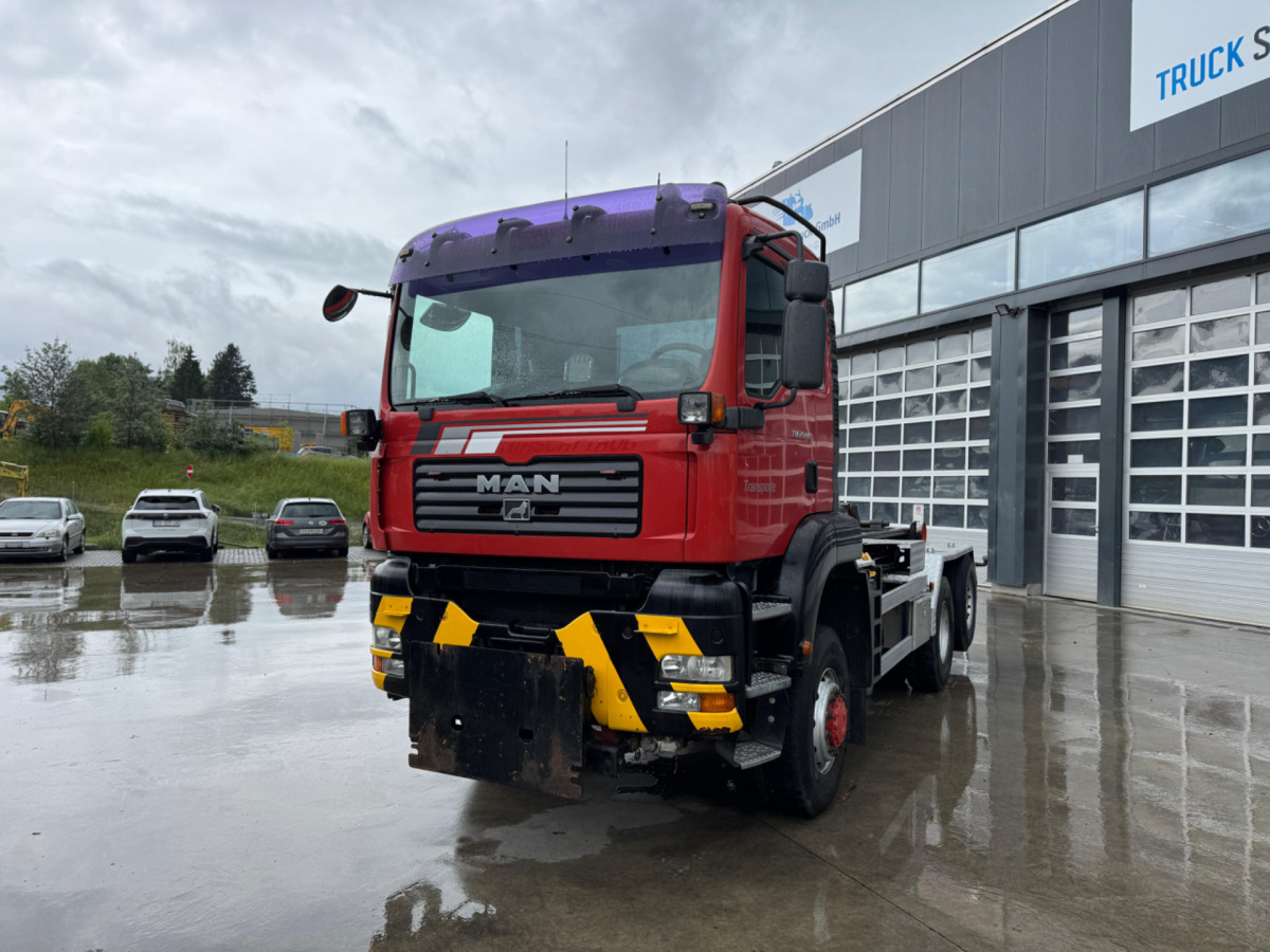 MAN TGA 28.440 6x4/4 AHK - شاحنة ذات الخطاف: صور 1 MAN TGA 28.440 6x4/4 AHK - شاحنة ذات الخطاف: صور 1