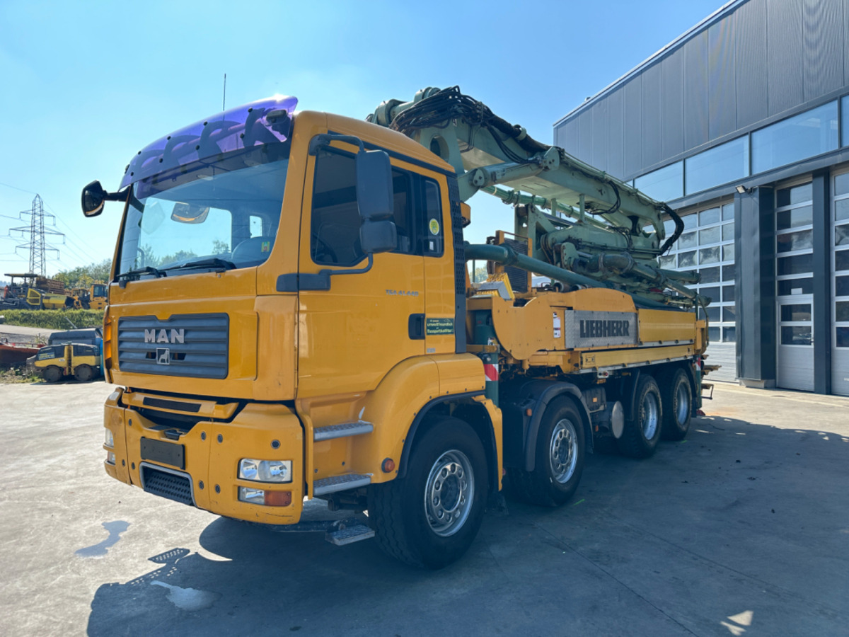 MAN TGA 41.440 8x4 Hallenpumpe 31M-5 - مضخة خرسانة: صور 1 MAN TGA 41.440 8x4 Hallenpumpe 31M-5 - مضخة خرسانة: صور 1