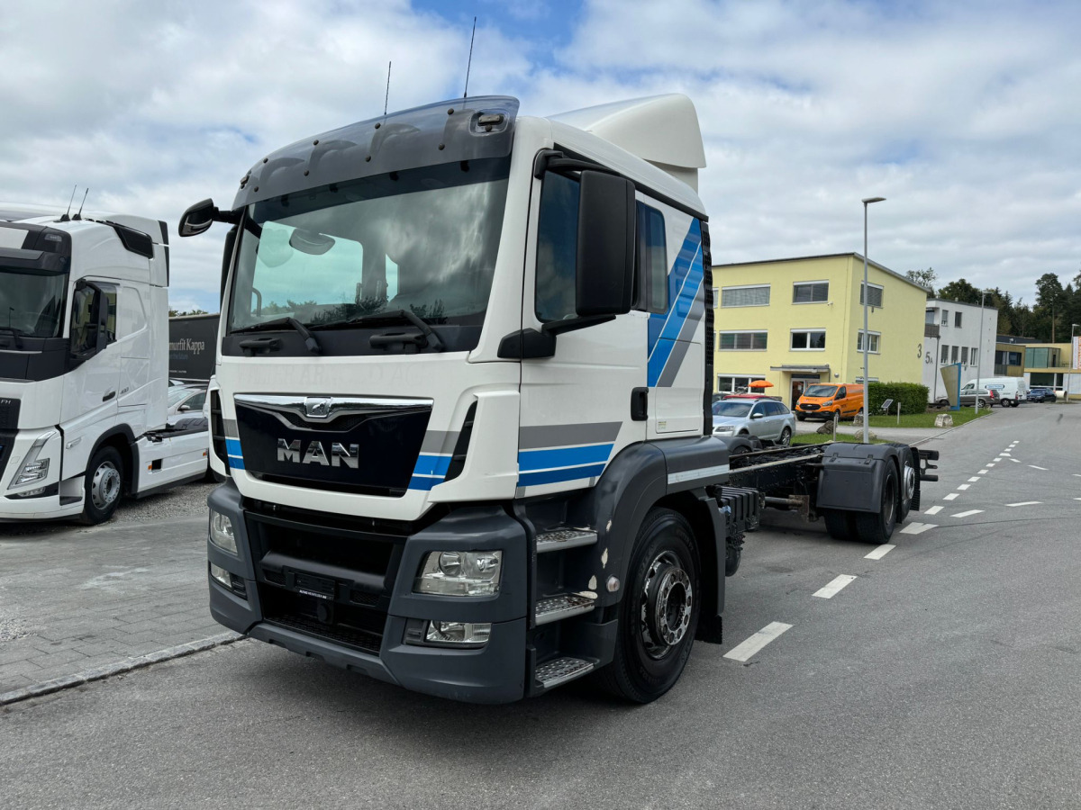 MAN TGS 26.440 6x2 Chassis - الشاسيه شاحنة: صور 1 MAN TGS 26.440 6x2 Chassis - الشاسيه شاحنة: صور 1