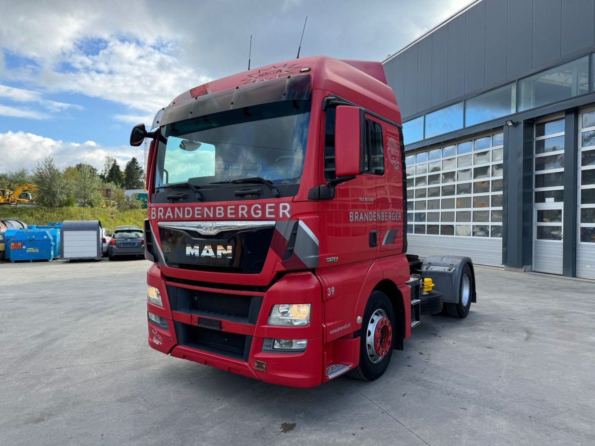 MAN TGX 18.440 4x2 XL C0703 - شاحنة جرار: صور 1 MAN TGX 18.440 4x2 XL C0703 - شاحنة جرار: صور 1