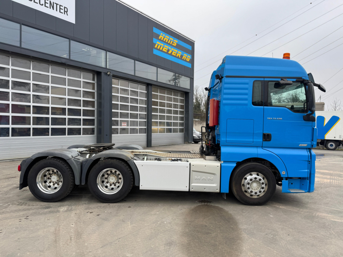 MAN TGX 33.520 6x4 - شاحنة جرار: صور 4 MAN TGX 33.520 6x4 - شاحنة جرار: صور 4