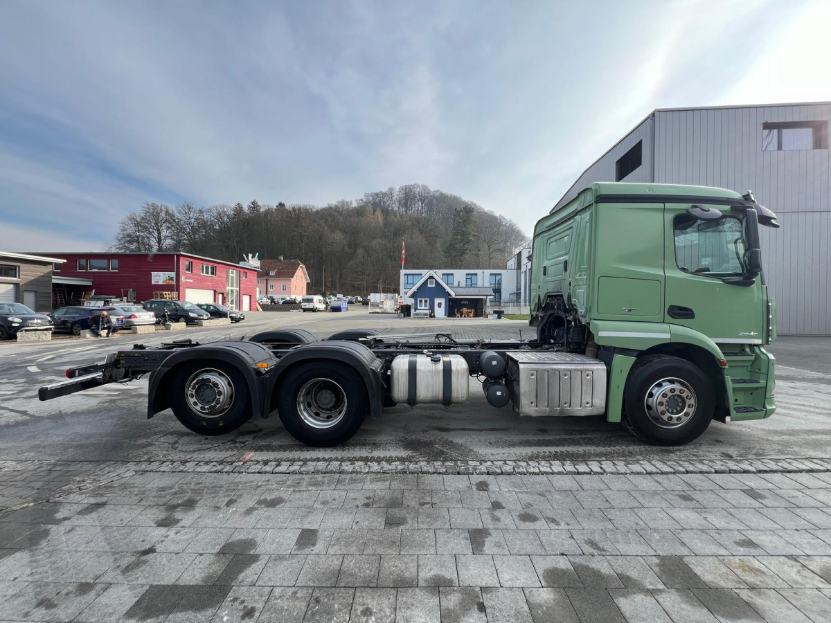 MERCEDES Actros 2543 6x2 - الشاسيه شاحنة: صور 3 MERCEDES Actros 2543 6x2 - الشاسيه شاحنة: صور 3