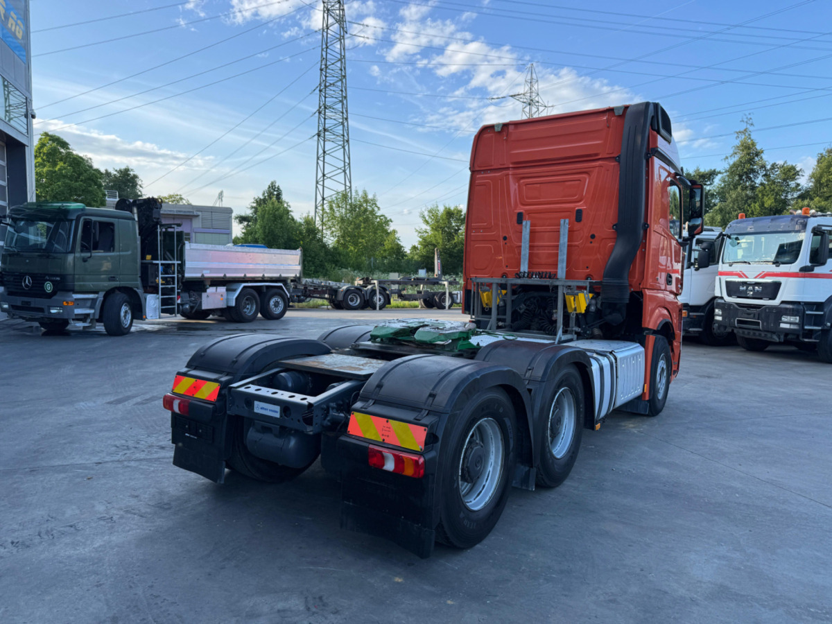 MERCEDES Actros 3358 6x4 120T - شاحنة جرار: صور 5 MERCEDES Actros 3358 6x4 120T - شاحنة جرار: صور 5