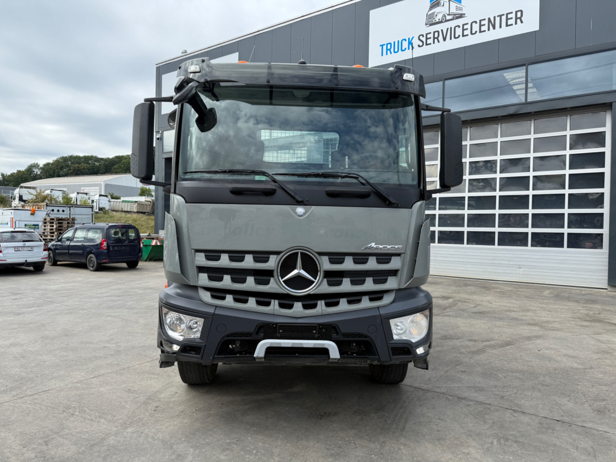 MERCEDES Arocs 1830 4x2 UT GIGANT 18T - شاحنات قابلة للفك شاحنة: صور 2 MERCEDES Arocs 1830 4x2 UT GIGANT 18T - شاحنات قابلة للفك شاحنة: صور 2