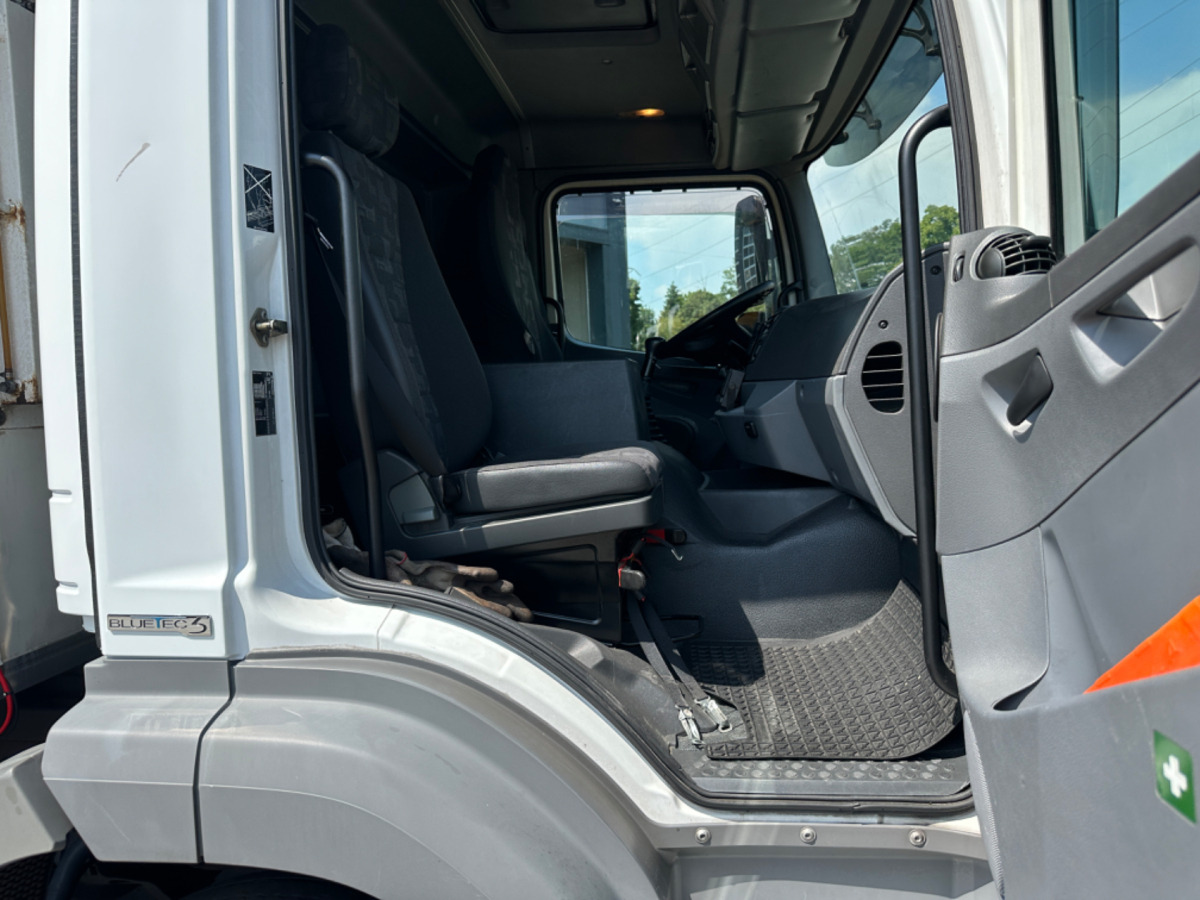 MERCEDES Axor 1833 4x2 Carrier Supra 850 Tiefkühler - مبردة شاحنة: صور 5 MERCEDES Axor 1833 4x2 Carrier Supra 850 Tiefkühler - مبردة شاحنة: صور 5