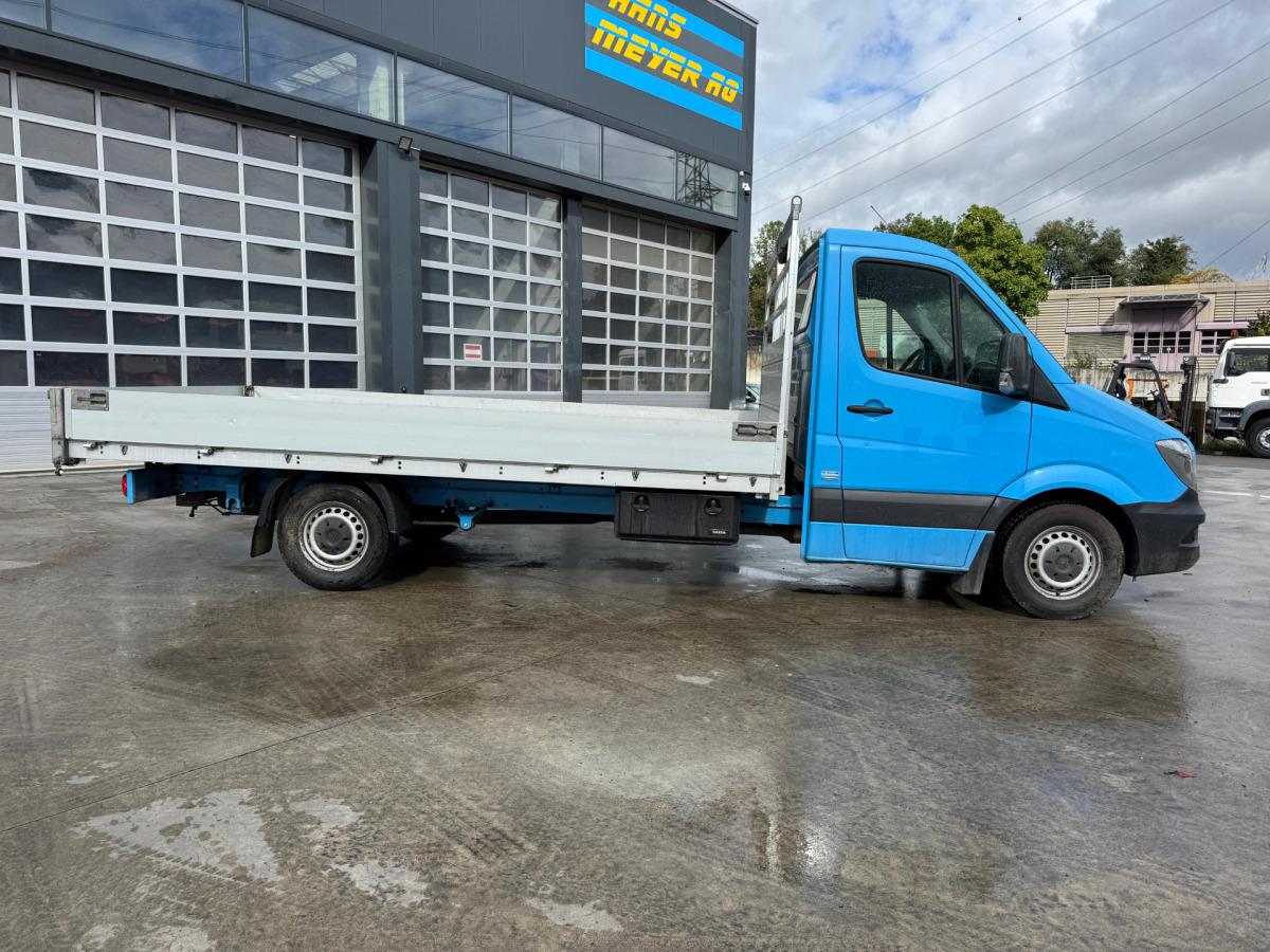 MERCEDES Sprinter 316 CDI - الشاحنات الصغيرة المسطحة: صور 3 MERCEDES Sprinter 316 CDI - الشاحنات الصغيرة المسطحة: صور 3