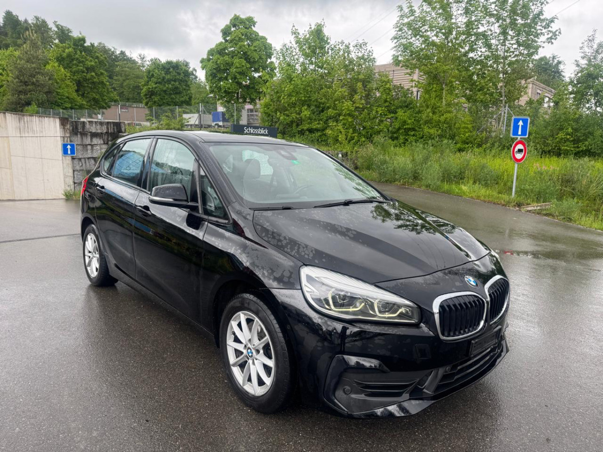 Marke BMW 218d xDrive - هاتشباك: صور 3 Marke BMW 218d xDrive - هاتشباك: صور 3