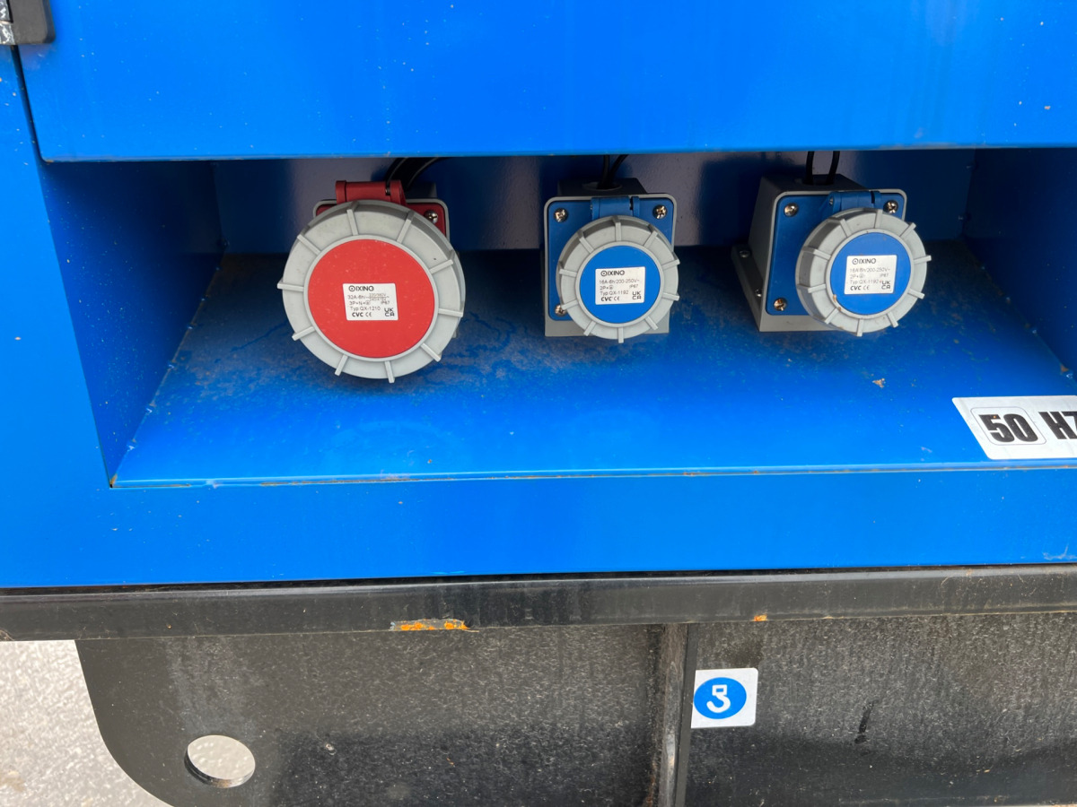Marke Field Energy 140KVA/110KVA - مجموعة المولدات: صور 2 Marke Field Energy 140KVA/110KVA - مجموعة المولدات: صور 2