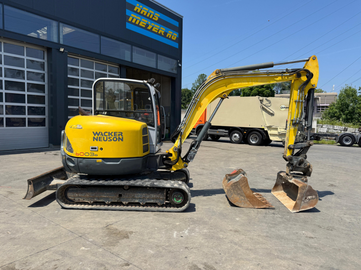 NEUSON 6003 - حفارات زحافة: صور 3 NEUSON 6003 - حفارات زحافة: صور 3
