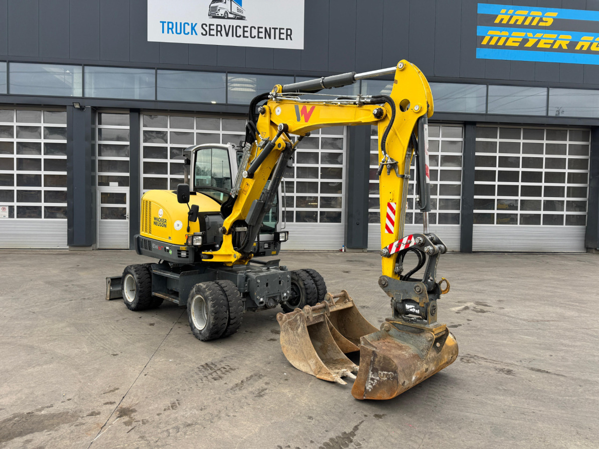 NEUSON EW65 E14-2 Powertilt 3x Schaufeln - حفارة على عجلات: صور 2 NEUSON EW65 E14-2 Powertilt 3x Schaufeln - حفارة على عجلات: صور 2